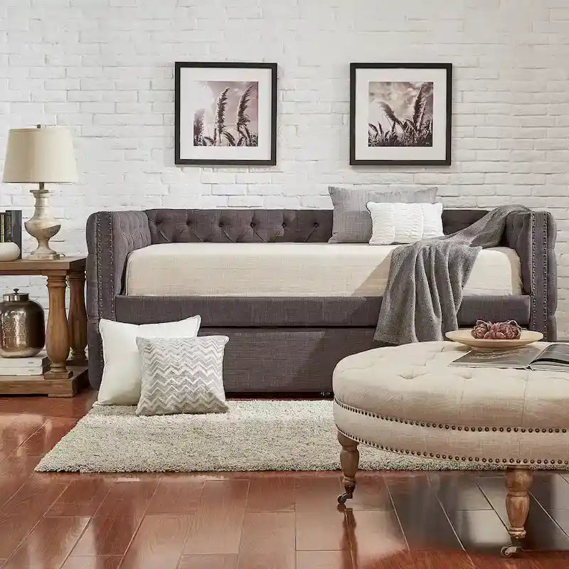 Twin Tufted Nailhead Daybed